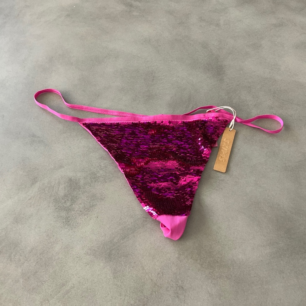 #0335 0336 NWT SKIMS MICRO SEQUINS THONG COLOR: HOT PINK SIZE: 3X